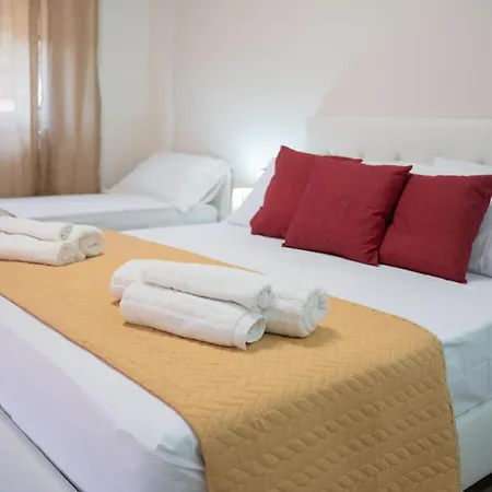 Maison Du Akyra Apartmán Katánie